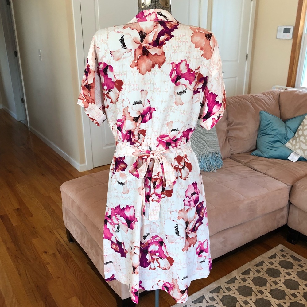Pink Floral Print Faux Wrap Dress with Belt & Pockets, Small - Picture 5 of 6